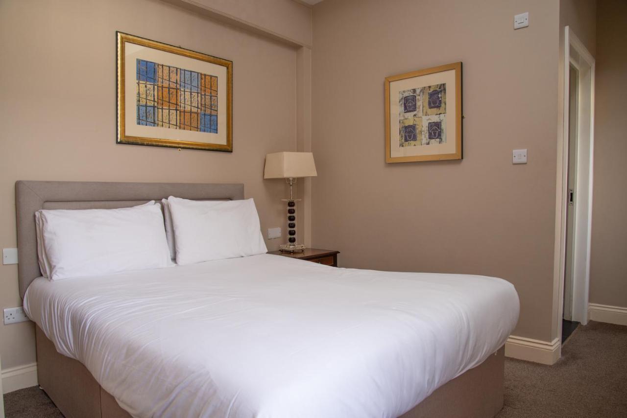 Hotel Royal Hotel, Bar & Grill