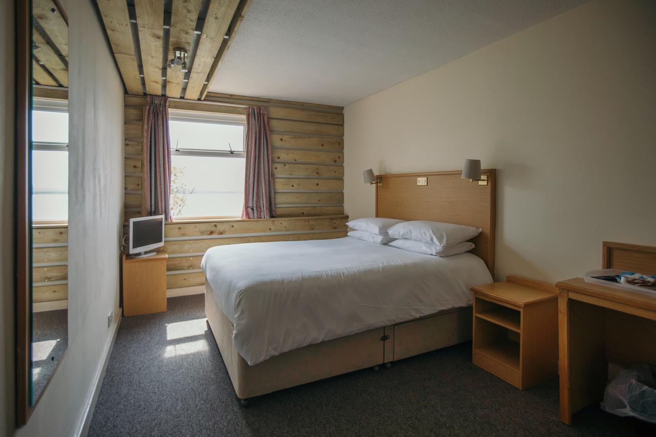 Hotel Royal Hotel, Bar & Grill Purfleet